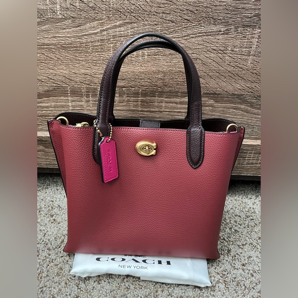 ❌SOLD❌Coach WillowTote 24 in colorblock - Picture 2 of 11